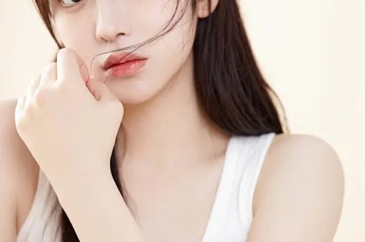 黄晓明离婚原因歌手李心月爆料网友：没证据爆料是诽谤！